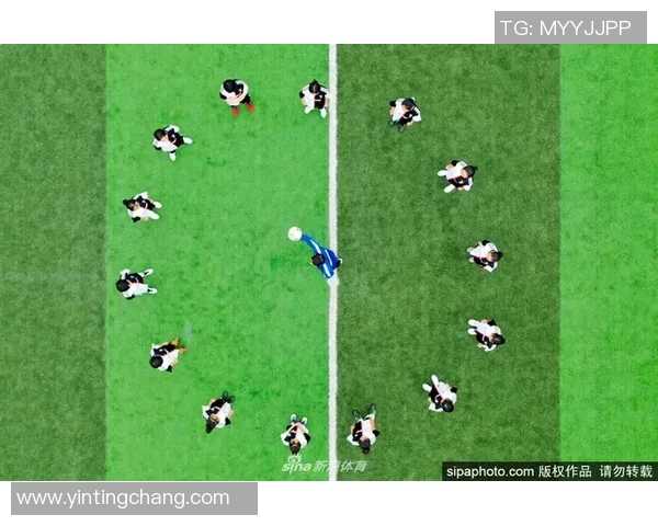 足球小龙门的成长之路：从青涩少年到绿茵场上的守护神